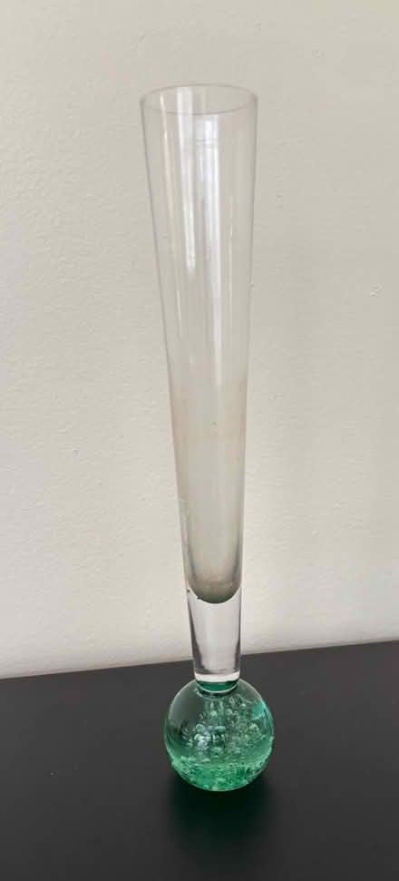Photo of free Vase (Oakton) #1