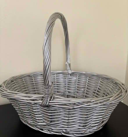 Photo of free Silver basket (Oakton) #1