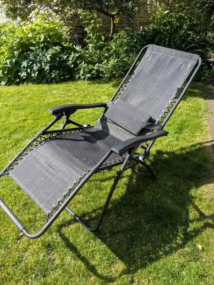 Photo of free x3 Sun Loungers (Tetbury GL8) #1