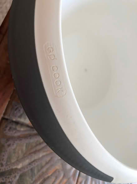 Photo of free Mixing bowl (Langney BN23) #3
