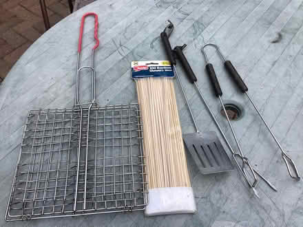 Photo of free BarBQue! (Banstead SM7) #1