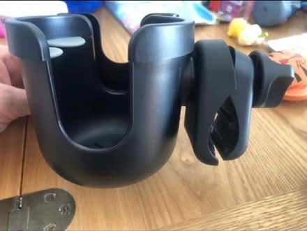 Photo of free In Car Cup & Phone Holder (Cheshunt En8) #2