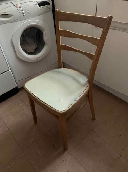 Photo of free Kitchen table (extendable) & 3 chairs (Upton Park E6) #2