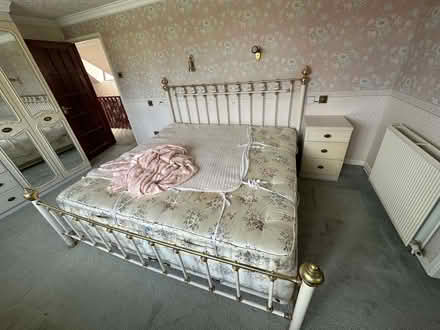 Photo of free Ultra Wide Double bed.. (Common Edge FY4) #2
