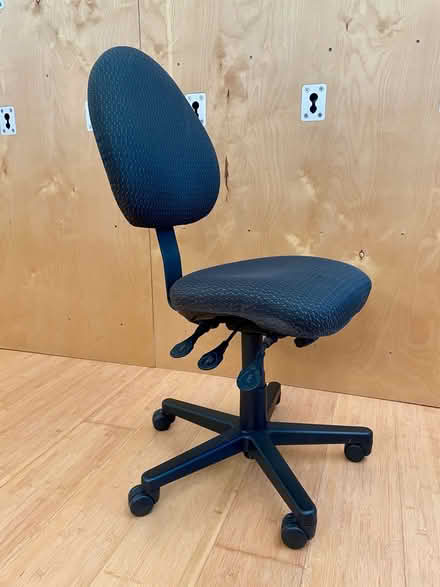 Photo of free office chairs (Albany) #4