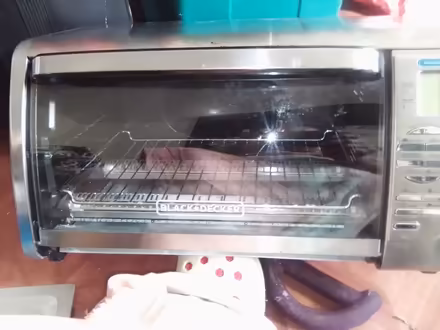 Photo of free Black & Decker Oven 10031 (Hamilton Heights 10031) #4