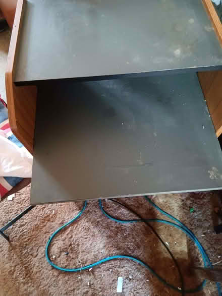 Photo of free desk type unit (Knaresborough HG5) #2