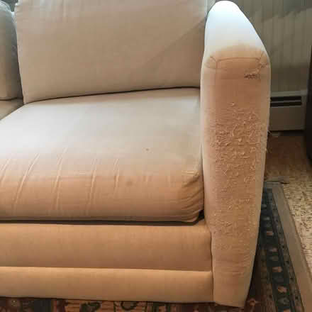 Photo of free 4 pc Sectional Sofa (6-8ppl) (Arlington off Mystic St Rte3N) #3