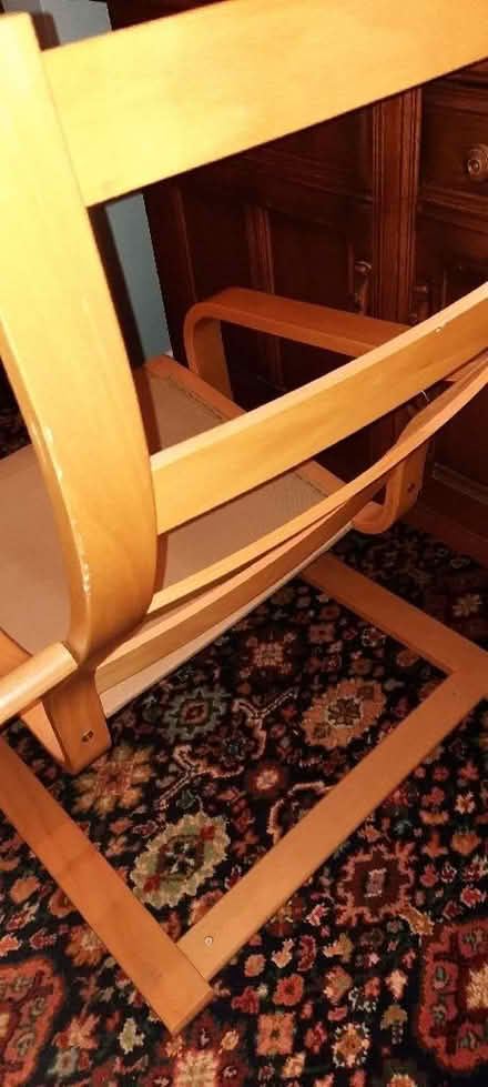 Photo of free Po ang chair see description (Woodley RG6) #3