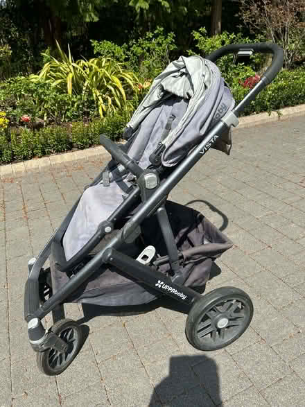 Photo of free UppaBaby buggy including baby basinet and child seat (Seer Green HP9) #1