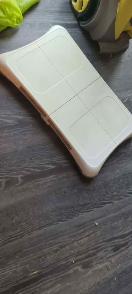 Photo of free Wii board (Seven Kings IG1) #1