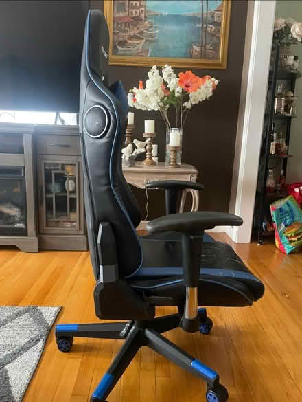 Photo of free Gaming Chair (Fairfield Area) #2