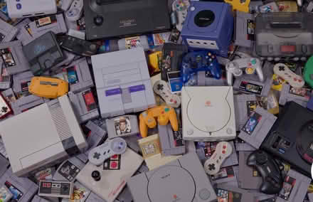 Photo of Games & Consoles (Greengates BD10) #1