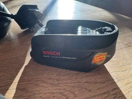 Photo of free Bosch Batteries and charger (Peppard Common RG9) #4