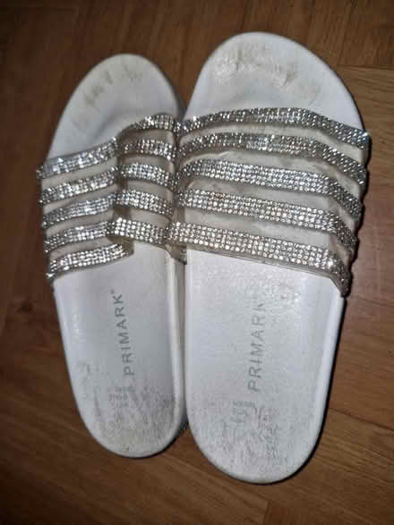 Photo of free White & diamondtae (Lambeth SW8) #2