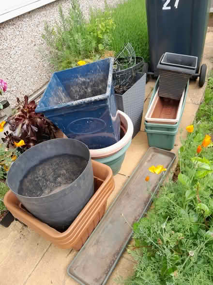 Photo of free Planters (Stretton on Dunsmore CV23) #1