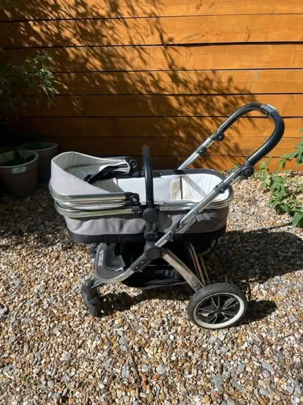 Photo of free iVogue Pram (Ch44 4ba) #2