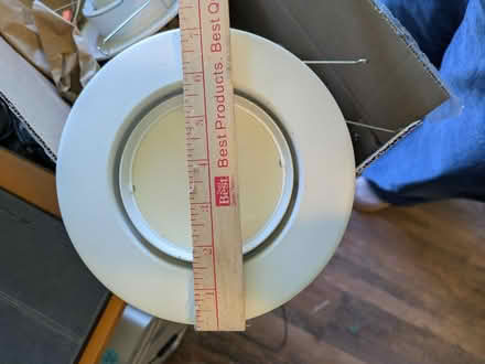 Photo of free LED replacement can lights (West Petaluma) #3