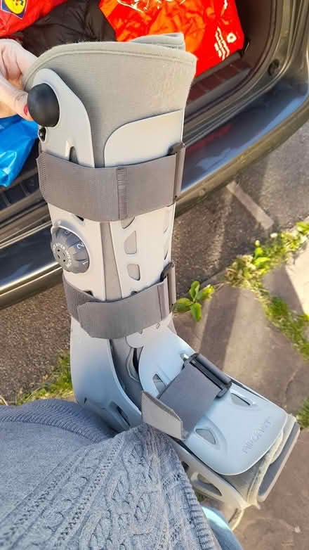 Photo of free Aircast Size L Ankle Surgery Boot (Liversedge WF15) #1
