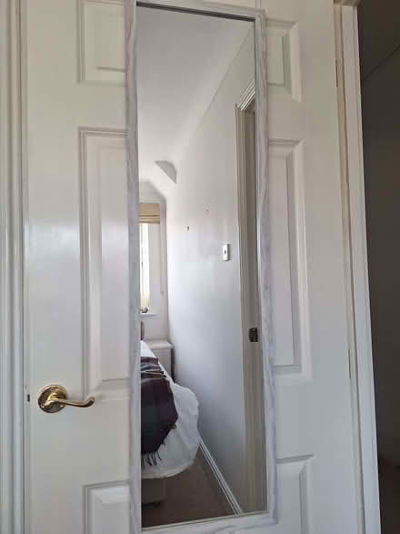 Photo of free Mirror (Wendover HP22) #1