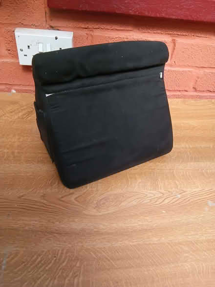Photo of free Tablet Rest (Olton B92) #1