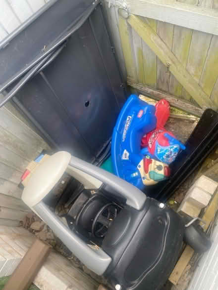 Photo of free 4 kids outdoor toys (Waterlooville) #1