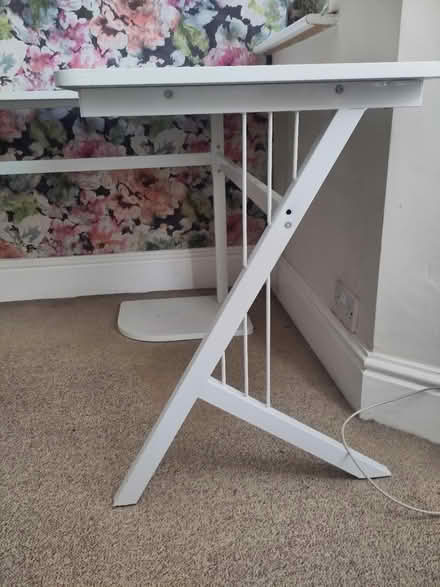 Photo of free White corner desk (St Andrews, BS6) #3