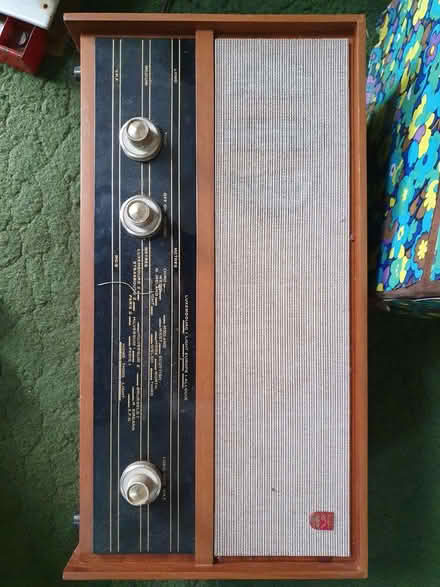 Photo of free Old vintage radio (Meadowhead S8) #1