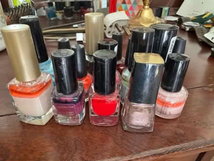 Photo of free Nail polish (GL4) #1