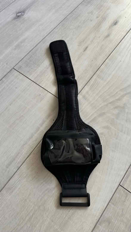 Photo of free Running armband (New Eltham SE9) #1
