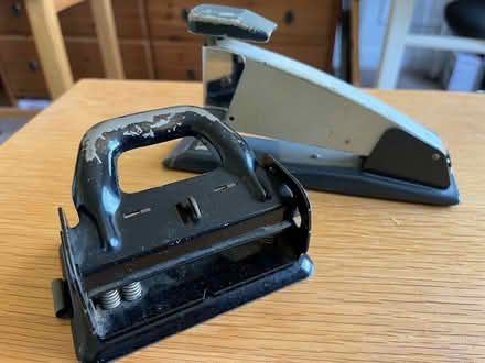 Photo of free Old office stapler and hole punch (Beckenham BR3) #1