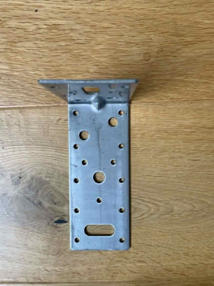 Photo of free 6x Angle Brackets (WS13) #2