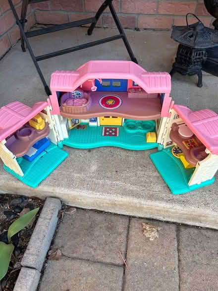Photo of free Fisher Price houses (Dundas) #1