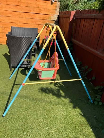 Photo of free Children’s Swing (Ch44 4ba) #3
