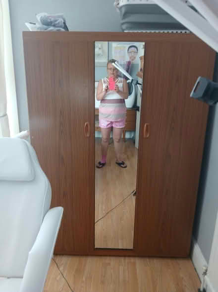Photo of free Wardrobe and dressing table (Gillingham ME7) #3