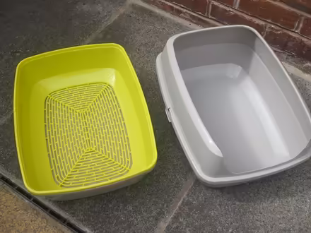 Photo of free Pets at Home Cat litter tray (Stretford M32) #2