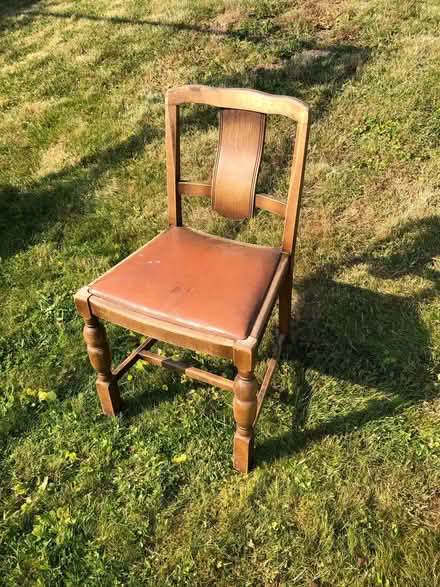 Photo of free Old wooden chairs (Mapperley NG3) #1