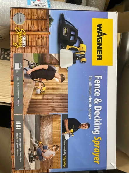 Photo of free Fence & decking spray (N16) #3