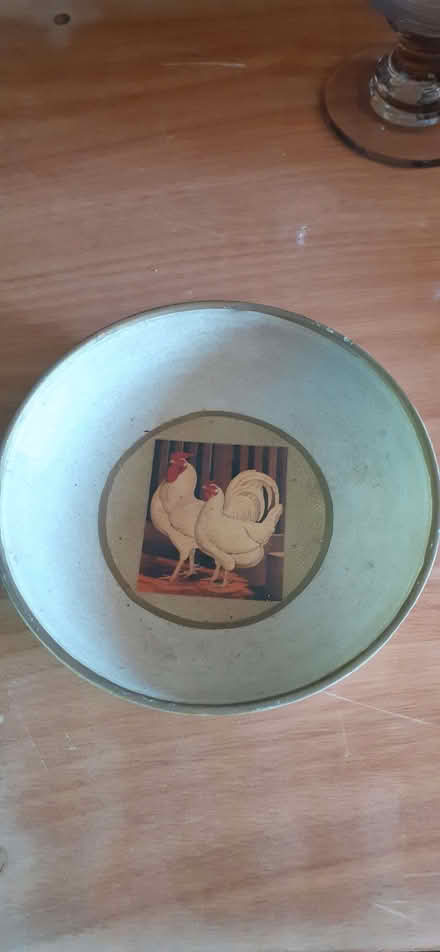 Photo of free Bowl ornament (City of Bristol BS5) #1