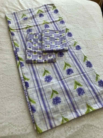 Photo of free Duvet covers for small (?) double (Goffs Oak EN7) #3