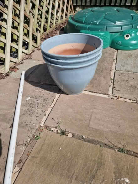 Photo of free Plant pots (Alverthorpe WF2) #2
