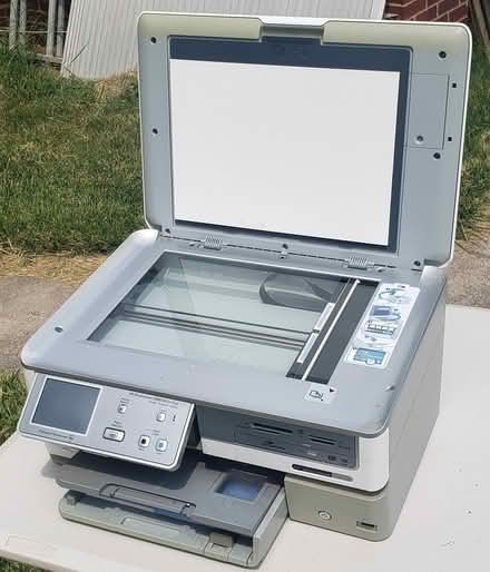 Photo of free HP All-in-One PhotoSmart C8180 (Front Royal) #2