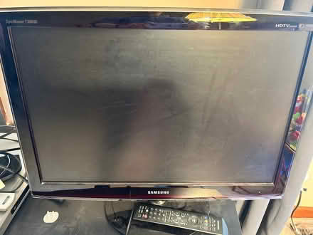 Photo of free Samsung monitor (Souderton PA) #2