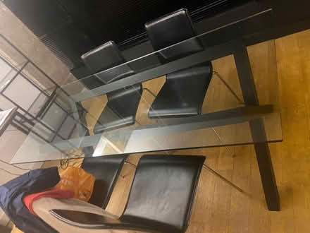 Photo of free dining table with 4 chaira (Penfold Street / NW8) #2