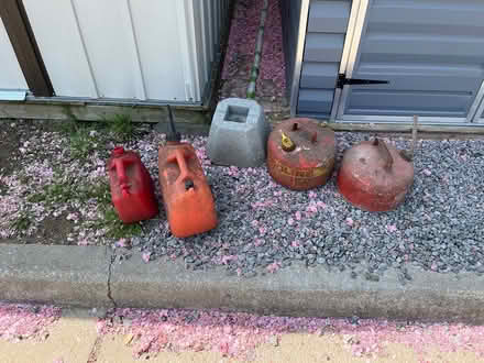 Photo of free Gas cans (Oradell) #1