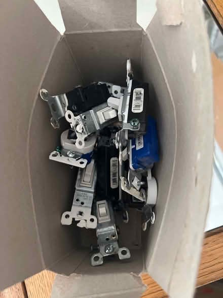 Photo of free Light switches (Beaverton) #1