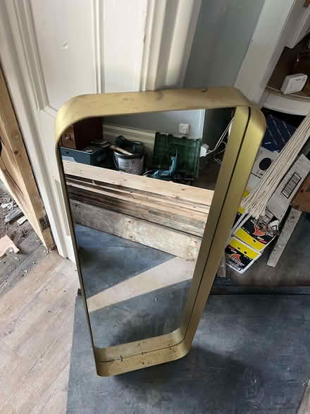 Photo of free Metal Mirror in Brass Colour (Corris SY20) #1