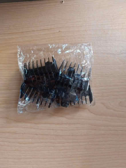 Photo of free Hair clipper guards (EN8) #1
