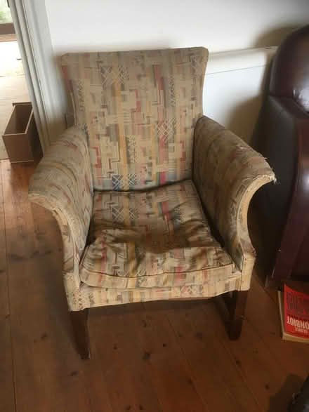 Photo of free Vintage Armchair (Mynydd LLandegai LL57) #1