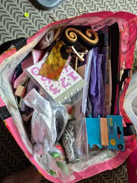 Photo of free Mixed Lot Of Craft Bits (CT1) #1